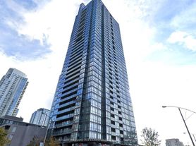 15 Fort York Blvd