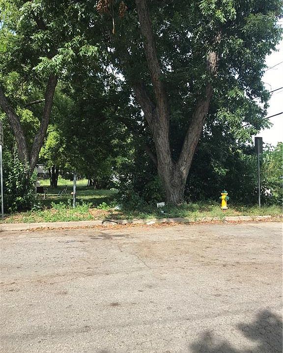 2nd image of 501 N 35th St