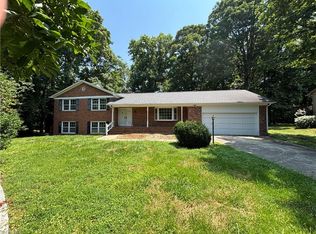 5115 Edinborough Rd, Greensboro, NC 27406