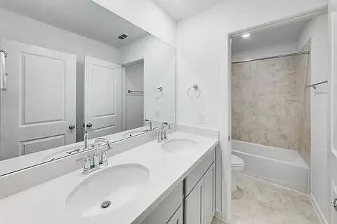 21903 Wycombe Terrace Way — Photo 22