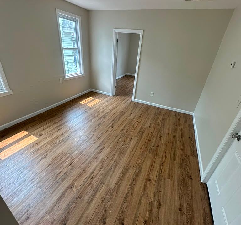 1st image of 43 Underwood St #2R