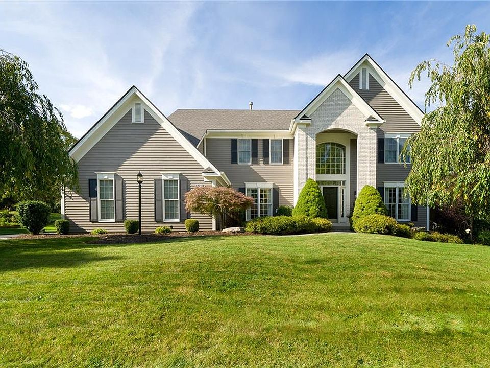 1st image of 4860 Bedford Dr