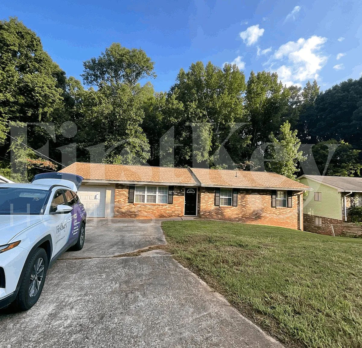 4 bed, 1.5 bath, 1539 sqft, $2,085 — Photo 1