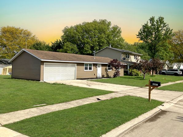 1077 Wellfleet Dr