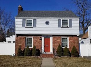 2428 Central Ave, Baldwin, NY 11510