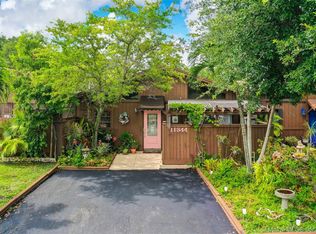 11344 SW 112th Circle Ln S, Miami, FL 33176