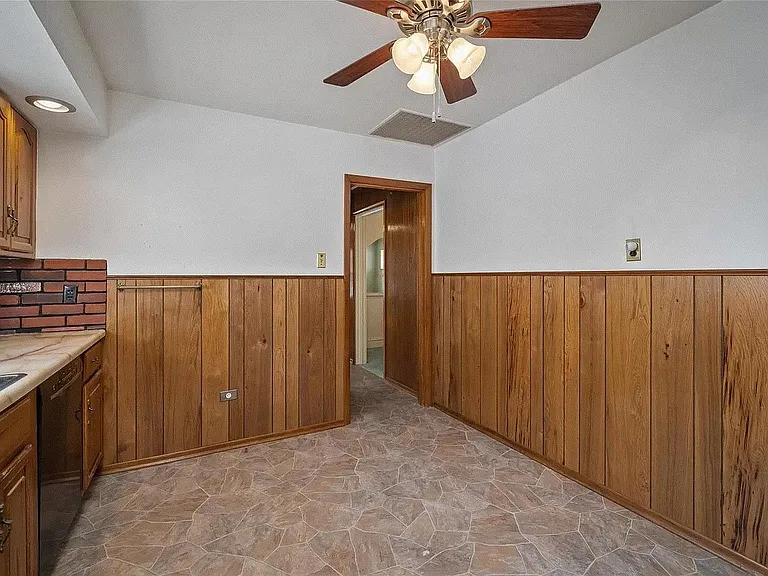 3835 Burgen Ave — Photo 14