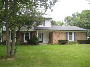 1306 Bluebird Dr, Greenfield, IN 46140
