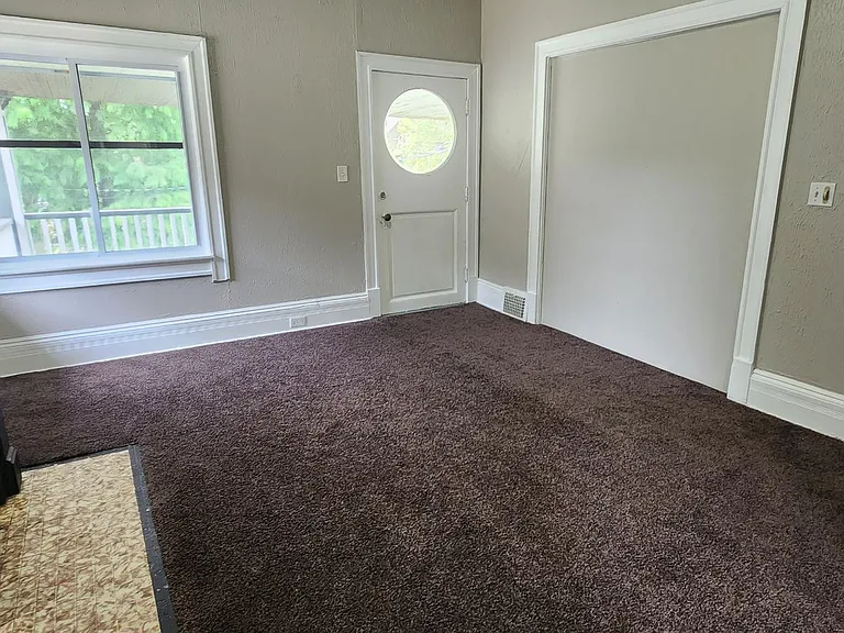 3404 Archwood Ave #2 — Photo 7
