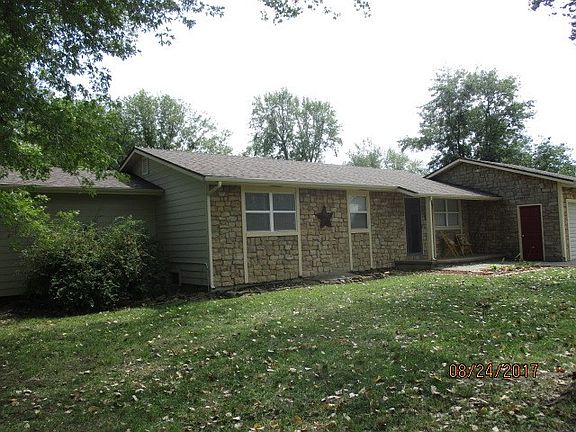 2nd image of 1108 N Leckliter St