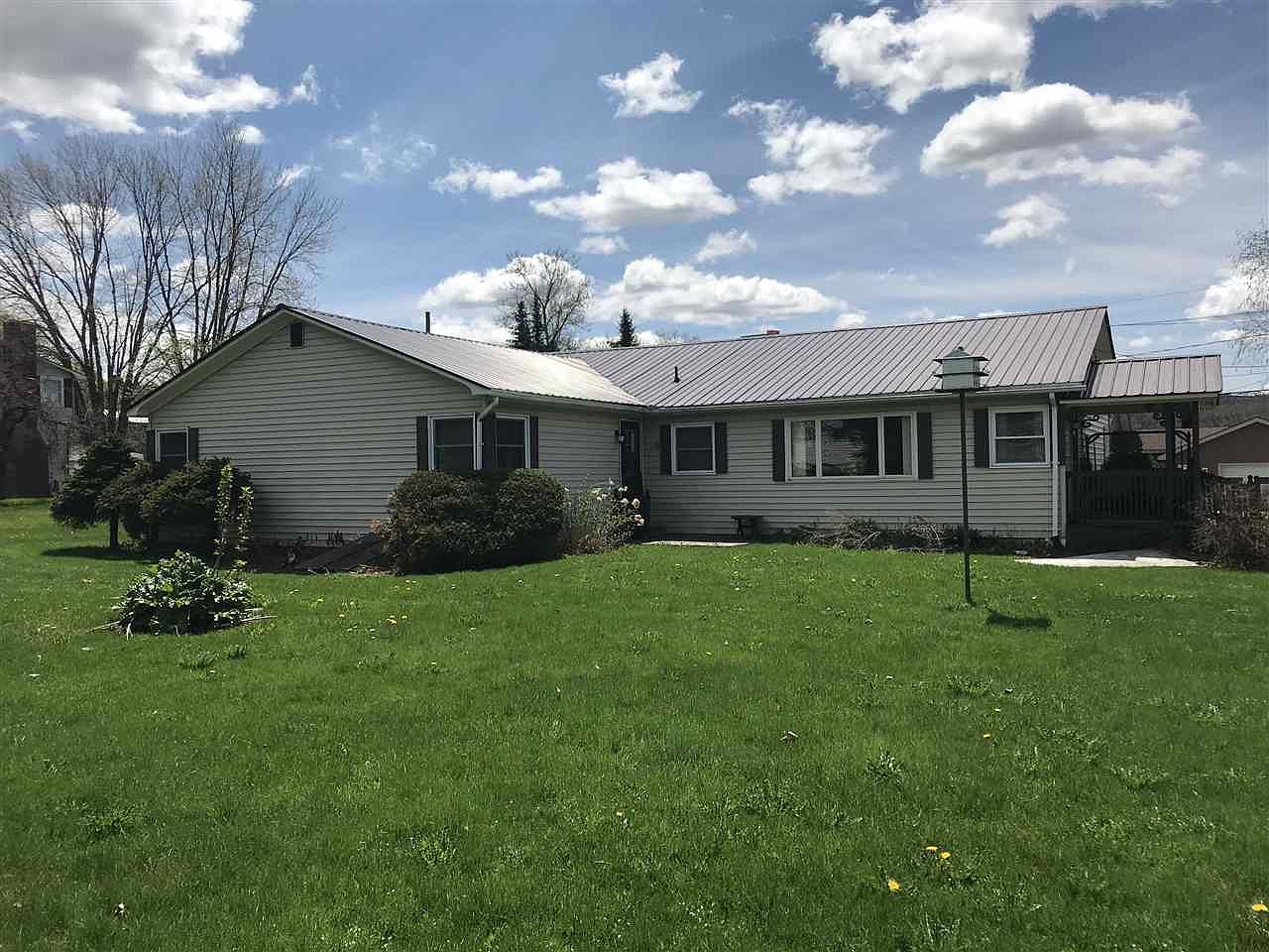 3 Rancourt Street, West Stewartstown, NH 03597 Zillow