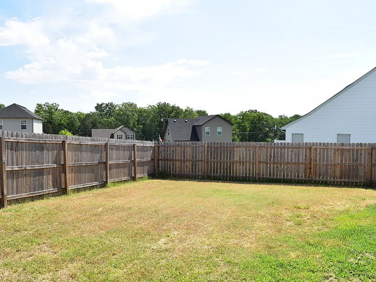 919 Tapoco Ct — Photo 21