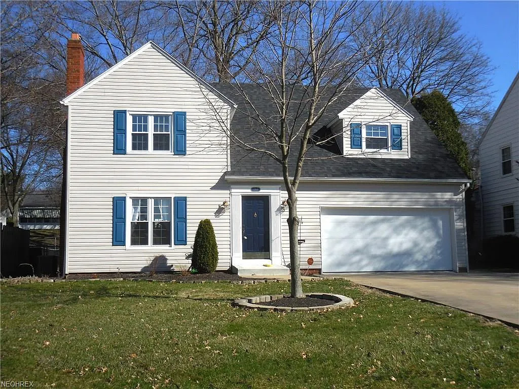 299 Mineola Ave photo 1