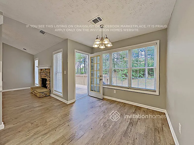 486 Alcovy Park Dr — Photo 6