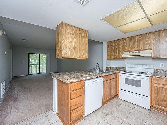 5th image of 2935 Dove Haven Ct APT G