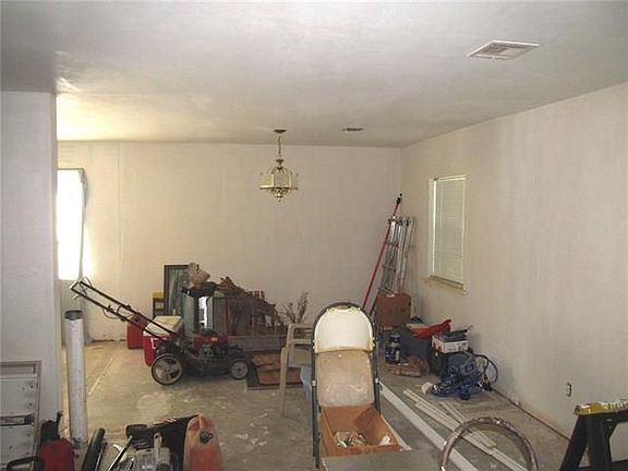 4th image of 3508 Silver Maple Ct