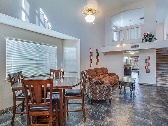 2nd image of 3916 Tierra Isla Way