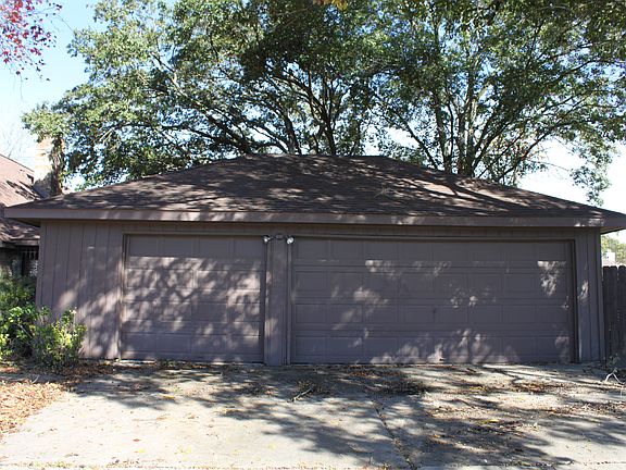 3rd image of 5102 Sleepy Creek Dr
