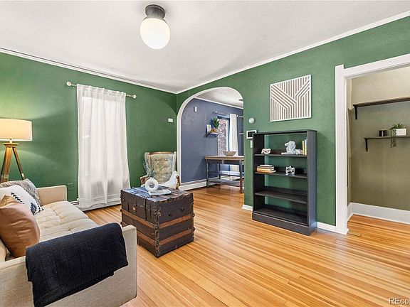 5th image of 1669 Dallas Street