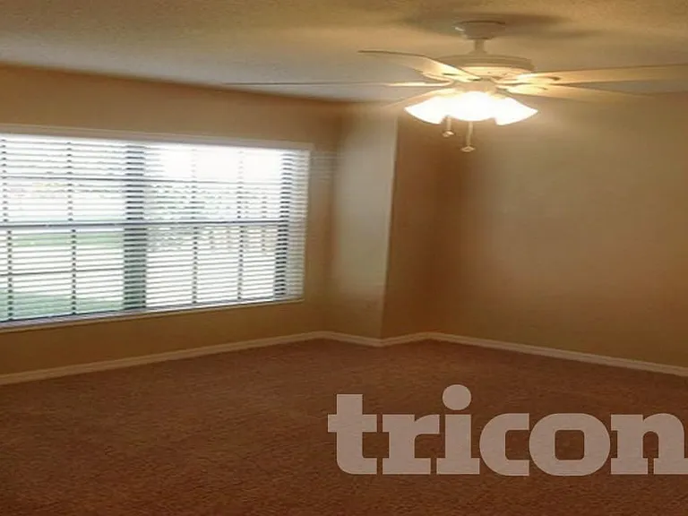 3264 Luray Ct — Photo 3