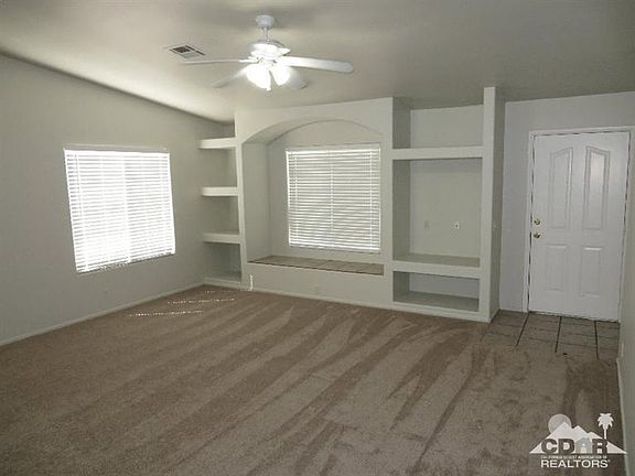 4th image of 54350 Eisenhower Dr