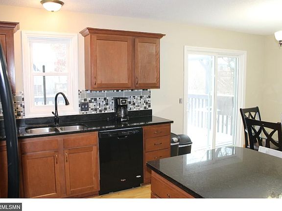 5th image of 1442 Ashland Ave