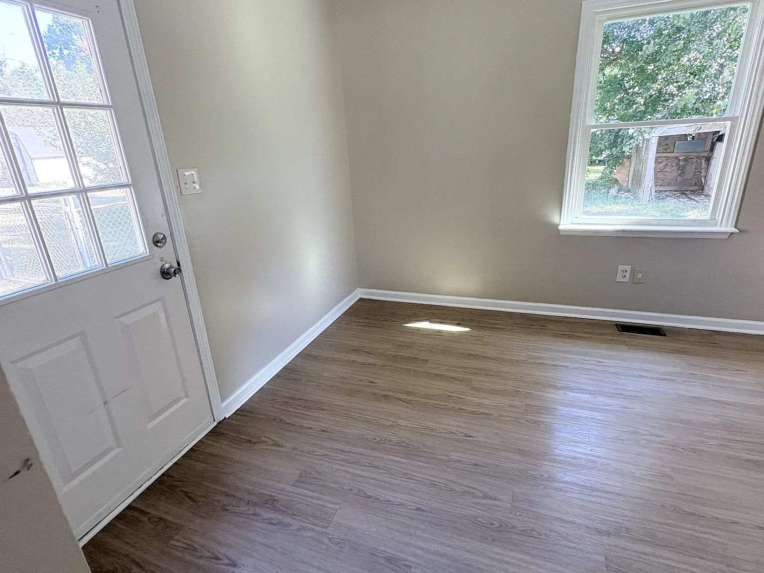 111 Ash Court - 1 — Photo 2