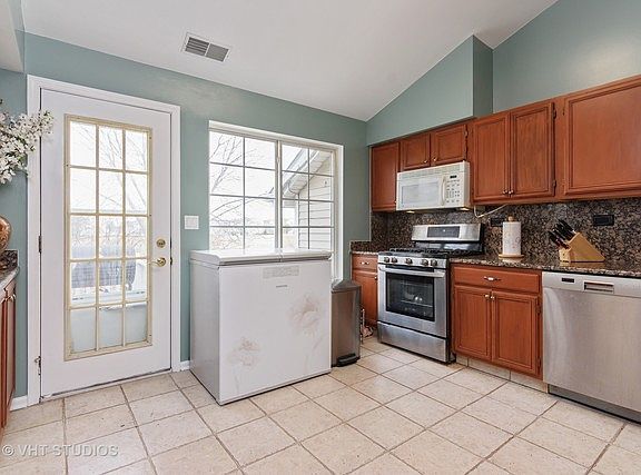 5th image of 9273 Brockton Ln
