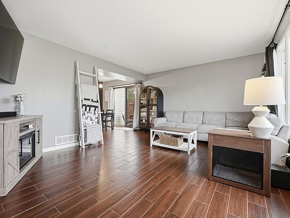 5th image of 753 Bon Terre Rd