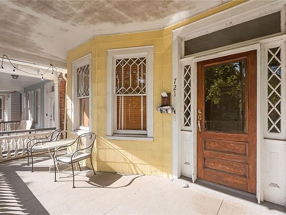 2nd image of 721 Graydon Ave #B
