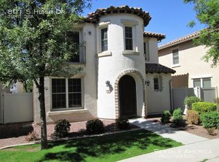 891 S Huish Dr, Gilbert, AZ 85296