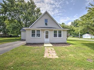 123 E Wait St, Cerro Gordo, IL 61818