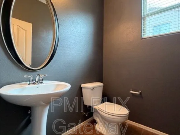 3339 E Tulsa St, Gilbert, AZ 85295