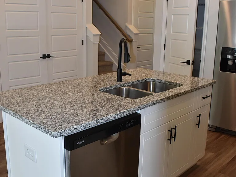 4354 Beautiful Pond Park — Photo 7