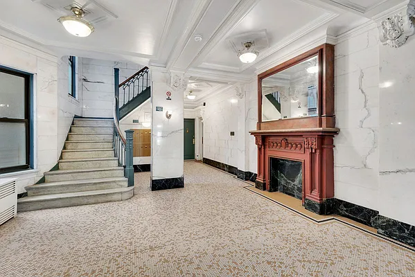 Sold by Compass | media 8
