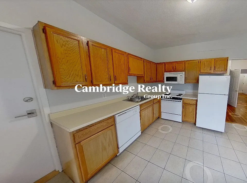 35 South St #8T