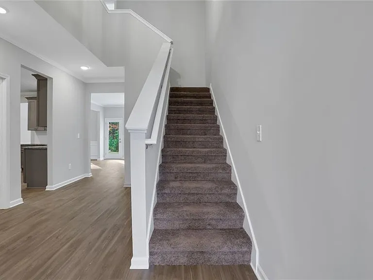 236 Eva Way — Photo 4