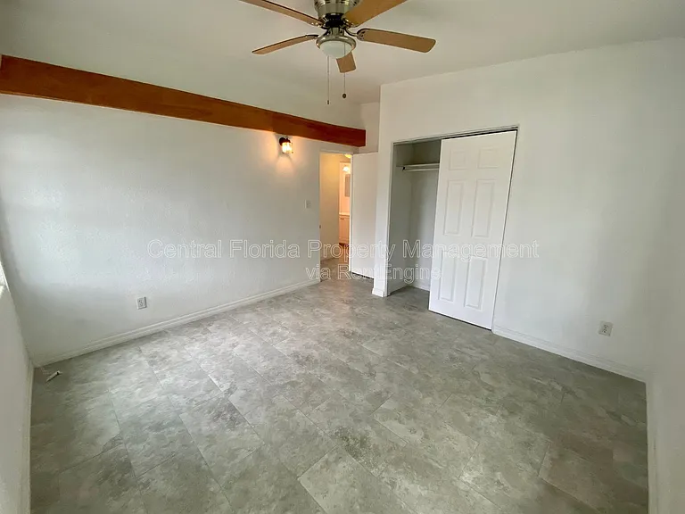4030 Corrine Dr — Photo 10