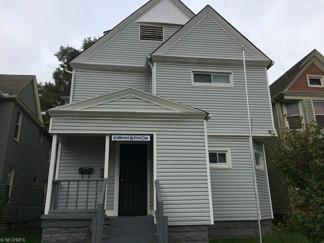 1st image of 3300 E 55th St
