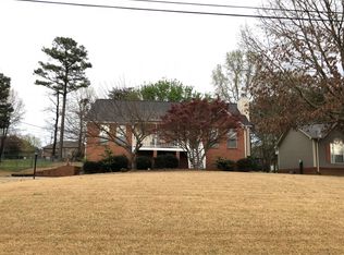 129 Fairlane Dr, Pleasant Grove, AL 35127