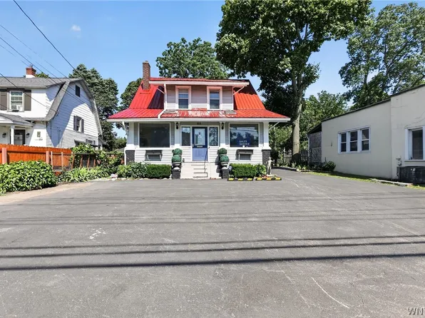 93 Lake St, Hamburg, NY 14075