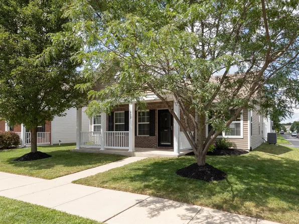 902 Helston Ave, Westfield, IN 46074