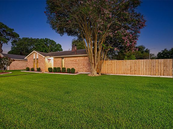 3rd image of 9902 Sageaspen Ln
