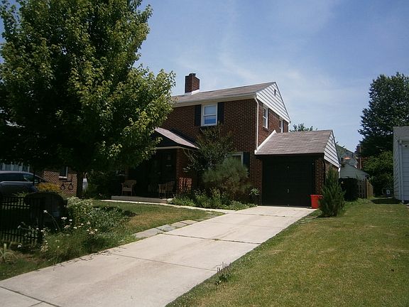 4th image of 303 Crestwood Ave