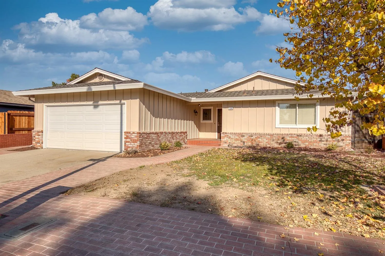 1529 Brixton Ln photo 1