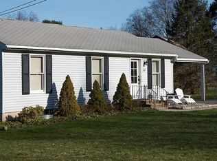 39 Stockwell Rd, Hadley, MA 01035