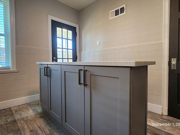 4th image of 4632 Locke Ave Floor 1