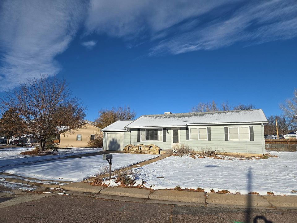 1st image of 119 Circle Dr E