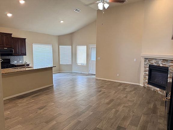 3rd image of 6713 Hall Of Fame Blvd