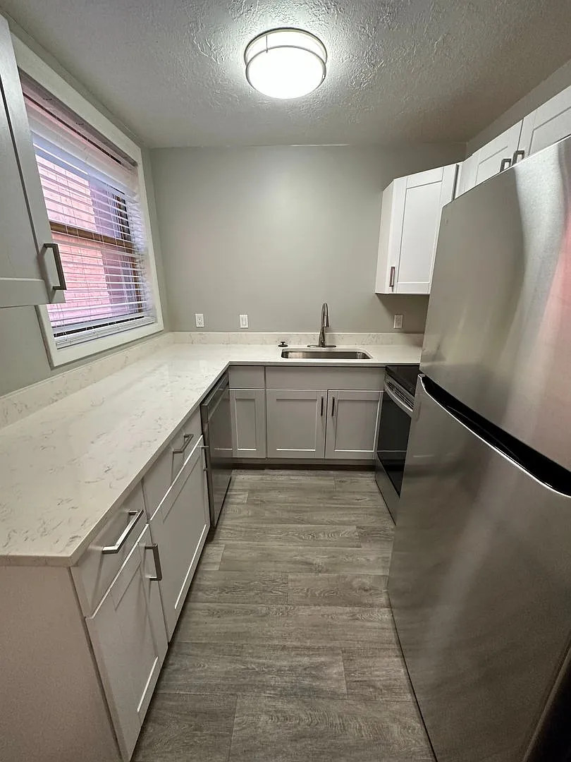 New Brigham Apartments — Photo 3